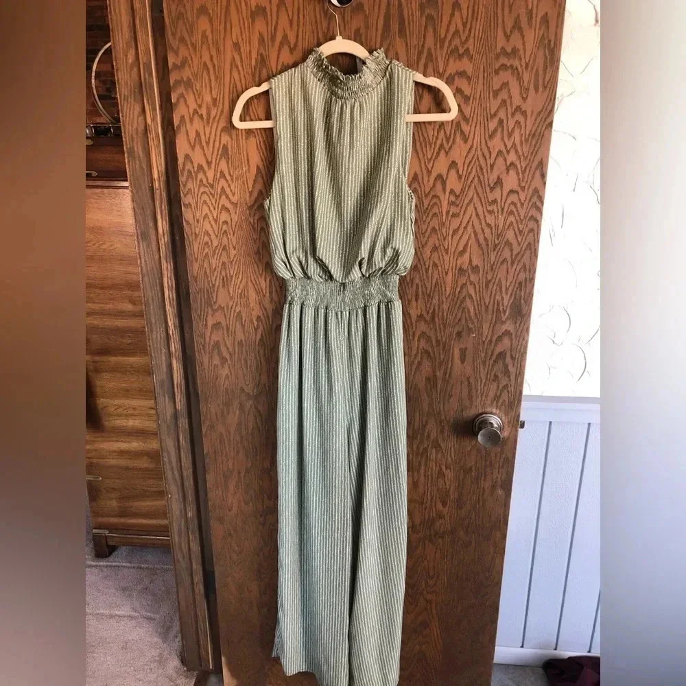 Sage She& Sky Romper‎ M